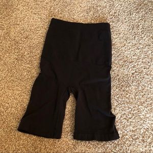 SKIMS shorts shape wear